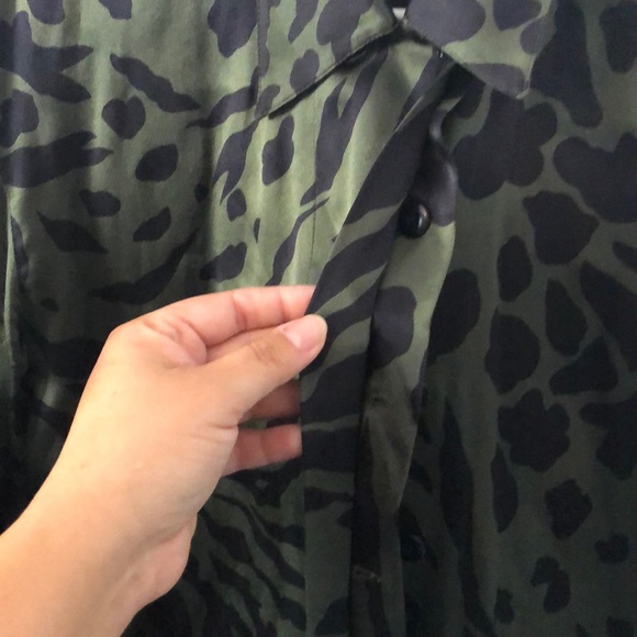 Leopard Print Blouse - Picture 7 of 8